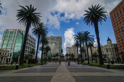 Montevideo Chic Hostel Hotels near Museo del Carnaval