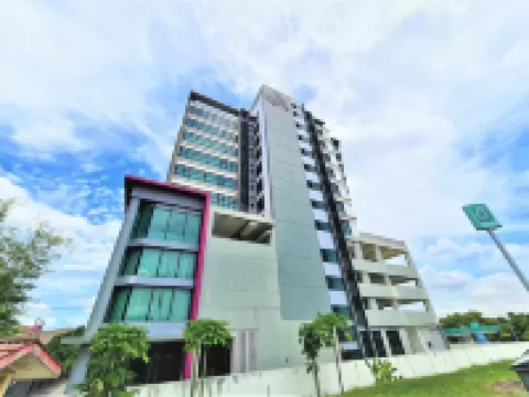 Nexus Regency Suites & Hotel