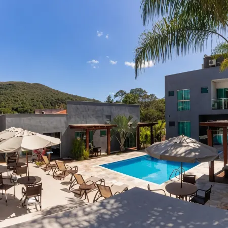 Escarpas Eco Village