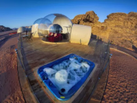 Wadi Rum Bubble Luxotel Hotels in Quairah District