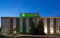 Holiday Inn & Suites Cincinnati-Eastgate (I-275E) Hotels in Union Township
