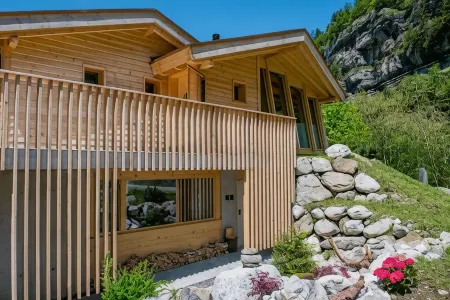 Hüttenhotel Husky Lodge Отели в г. Браунвальд