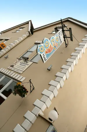 The Peacock Townhouse Hotel Kenilworth - Warwick Отели в г. Лик Вуттон энд Гайс Клайфф