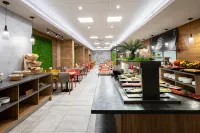 Avenue Hotel - breakfast