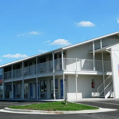 Motel 6 Oklahoma City, OK - Airport East Hotels near Sellars Park