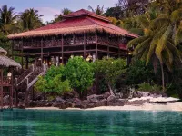Breve Azurine Lagoon Resort