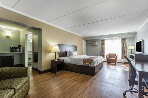 Quality Inn Downtown Historic District Hotels in Mobile