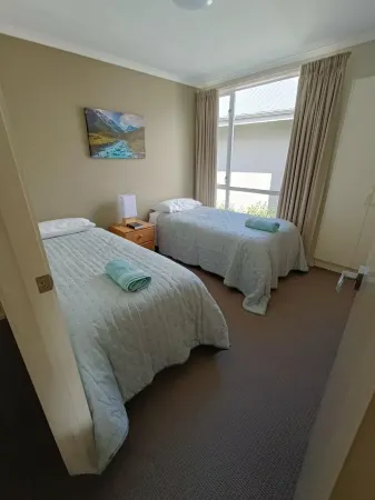 Opuke Crash Pad, enjoy Resort Facilities, Opuke Hot Pools, Ski Field. Отели в г. Метвен