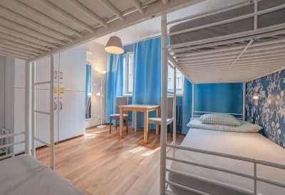Tatamka Hostel Các khách sạn gần Mermaid of Warsaw