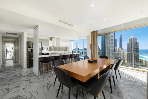 Artique Surfers Paradise - Official - Holiday Apartments