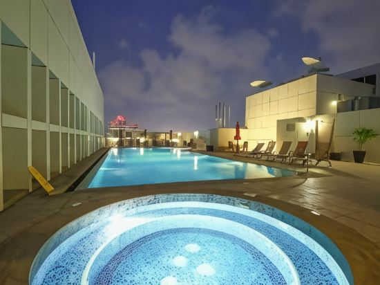 Ivory Grand Hotel Apartments