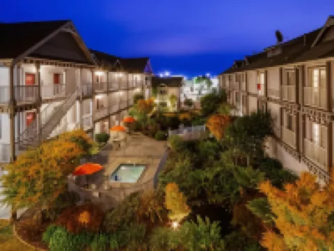 Best Western Plus Bayshore Inn Hotels in Eureka