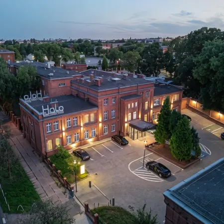 Hotel Halo Szczecin Отели рядом с достопримечательностью «Арена «Нетто»»