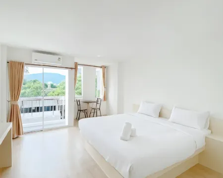 โรงแรมธนัตต์นันท์ โรงแรมในระนอง