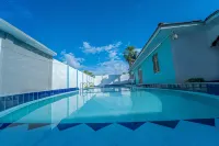 Havana Club Resort - Pools