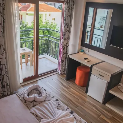 Hotel Hermes Hotels near Big Pebble Beach