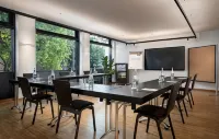 Stadthotel am Römerturm Các khách sạn ở Cologne