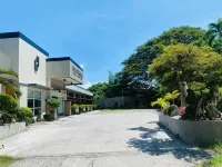 RedDoorz Plus near Robinsons Place Gensan Hotels near Robinsons GenSan