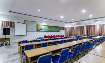 OYO 889 Edotel Amanah Hotel Syariah by Smk Muhammadiyah 1