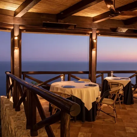 Monastero Santa Rosa Hotel & Spa