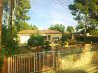Vista al Mar, Piscina y Paz: tu Escape Perfecto en Esta Casa Rural Única