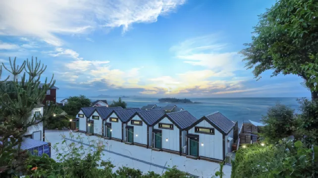 Taean(Anmyeondo) August Pool Villa Pension