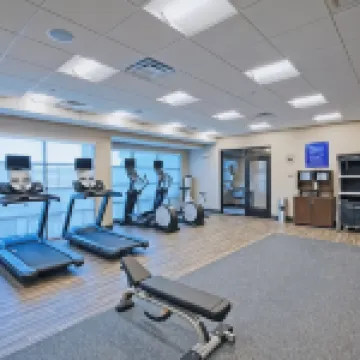 แฮมป์ตัน อินน์ & สวีทส์ ลับบ็อก ยูนิเวอร์ซิตี้ โรงแรมในลับบ็อก