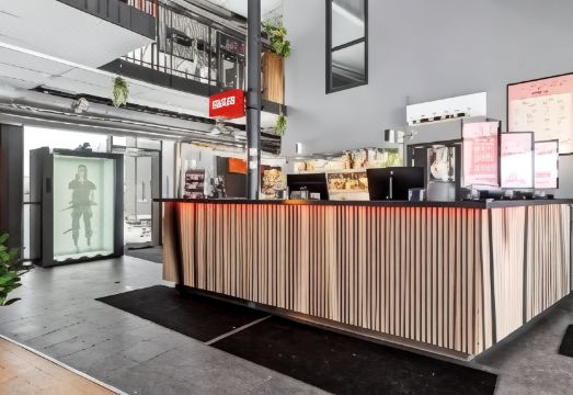 에이든 바이 베스트 웨스턴 로비와 휴식 공간