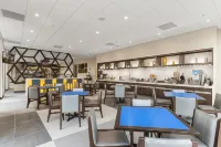 GLo Best Western  Savannah-Gateway I-95