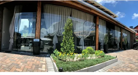 Hotel Lorimar Отели в г. Пенья