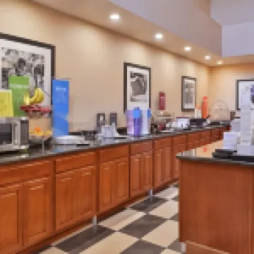 Hampton Inn & Suites Woodland-Sacramento Area