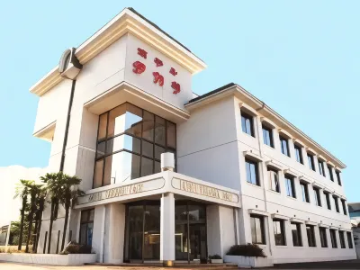 Business Hotel Takara Hotels near Jojoji