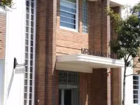 MRS Banks Hotel Hotels near UNSW Art & Design