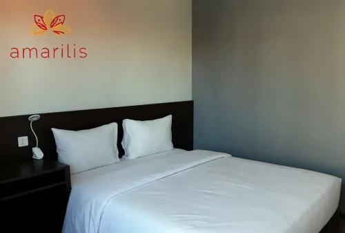 Amarilis Near Sam Poo Kong