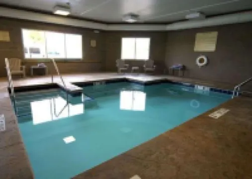 Comfort Inn & Suites Saratoga Springs