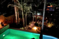 Private 4-Story Lux Villa, with 5-Star Concierge - Villas