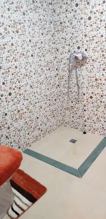 Hiba Apartment Отели рядом с достопримечательностью «complexe le tropical»