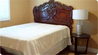 Safe, Peaceful Stay in a Centrally Located Home Hotels in Leon Valley