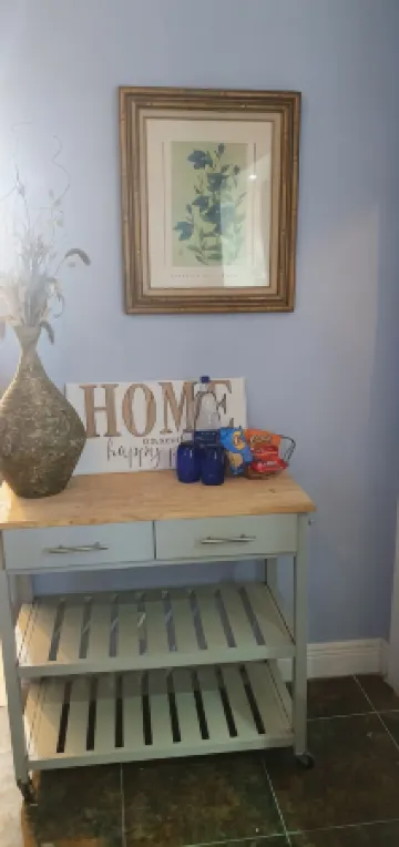 Charming 1 bedroom apartment, just minutes away from the beach