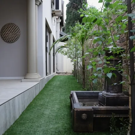 African Moon Corporate House