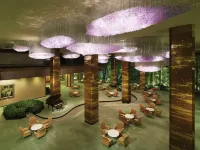 RIHGA Royal Hotel Osaka, Vignette Collection Hotels near Gallery Ikeda