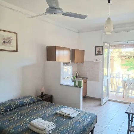 Marina, Seaside Area, 5 Min.Walk Beach, 15 Min. Trainstation, wi fi. Parking.