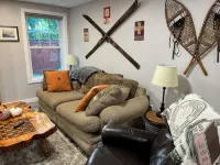 Cozy 3-Bedroom Retreat in Alton- 1/2 mile from Lake Winnipesaukee w/ WiFi & A/C