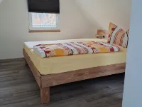 Vacation home Hirschturmblick- Cozy vacation home with terrace and playground Ξενοδοχεία στην πόλη Dippoldiswalde