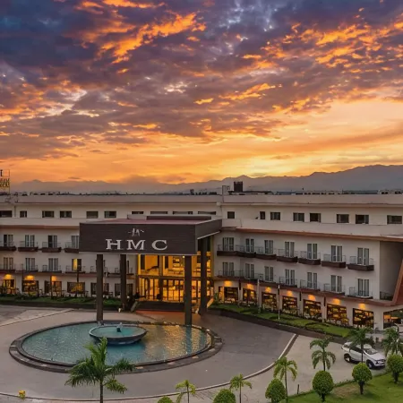 Hotel Mechi Crown