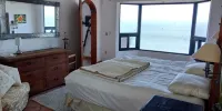 Casa de la Rana! Spacious 6-bedroom Beach Front house in Nuevo Mazatlán - อ่างจากุชชี่