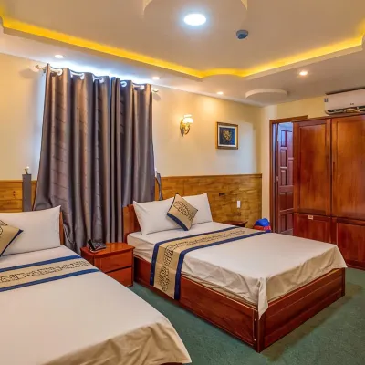 Cosini Hotel Con Dao Các khách sạn gần Trại giam Phú An
