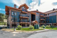 1st Floor SKI-IN SKI-OUT Condo at Cranmore Mountain Resort - Boutique