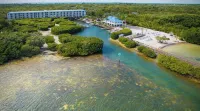 Oceanfront 2BR/2BA Remodeled Condo  King + Bunk Room Balcony Views
