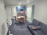 Botany Palms Motel Hotels near Howick
